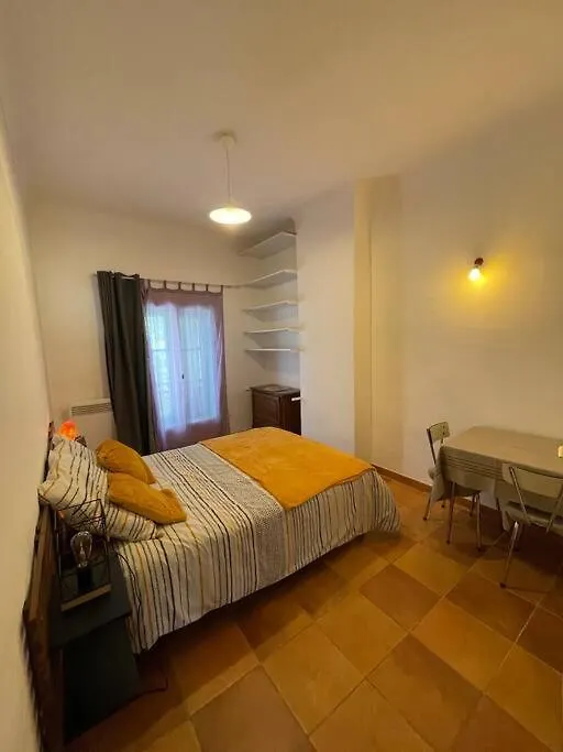 Appartement+Terrasse En Provence Dans Le Luberon Апт